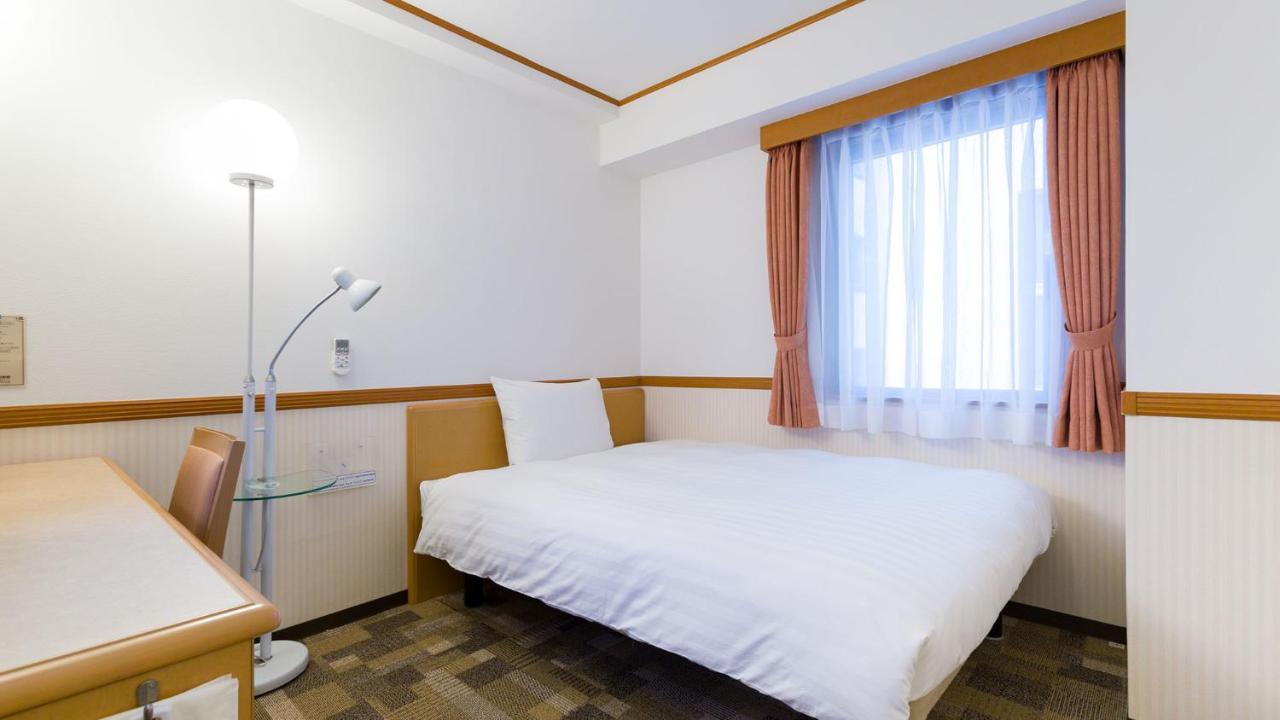 Toyoko Inn Tokyo Tozai-Sen Nishi-Kasai Exterior foto